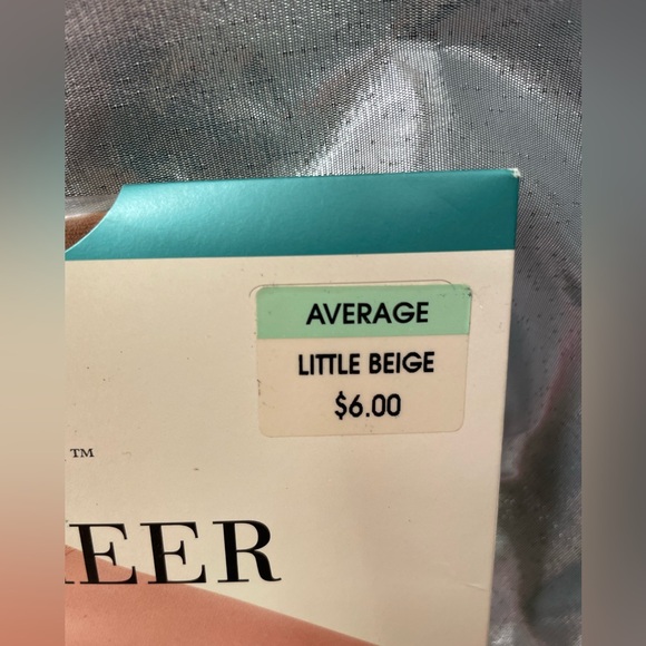 VINTAGE ✳️ JC Penney Silky Sheer Pantyhose ✳️ Average ✳️ Little Beige NEW - Picture 2 of 4